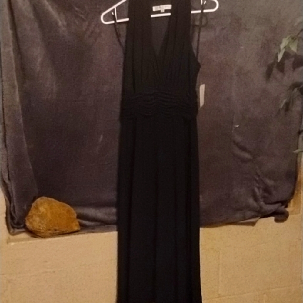Black Evan Pickone dress size 10